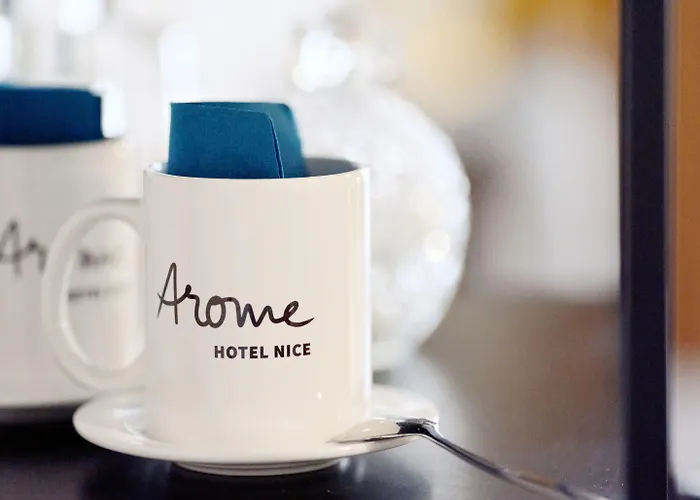Arome Hotel 3*