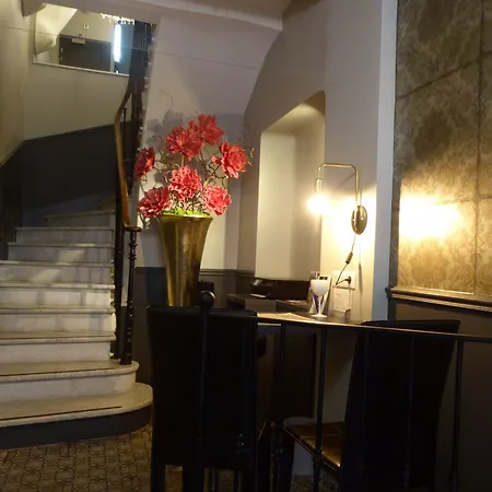 Arome Hotel